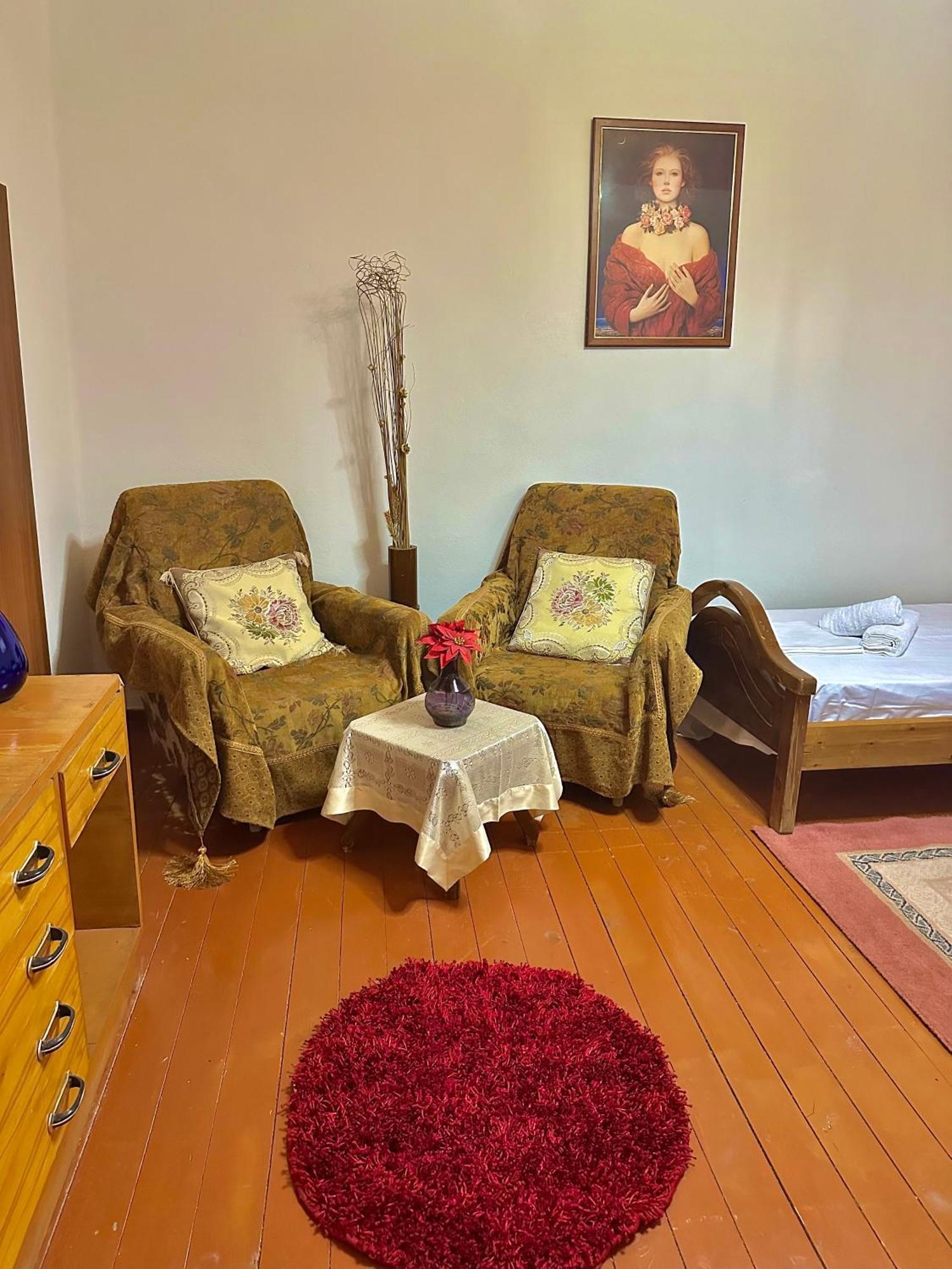 Отель Grandpas House Гирокастра Экстерьер фото