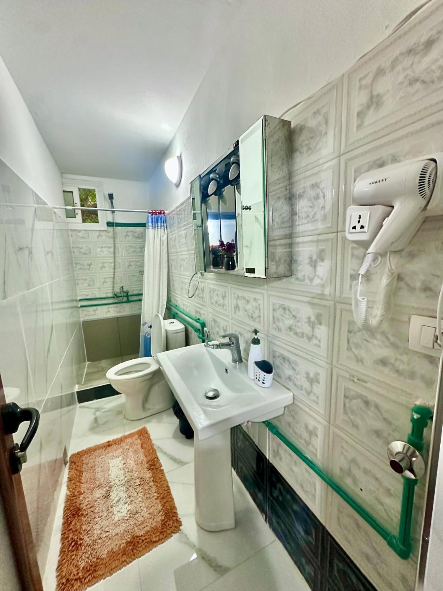 Отель Grandpas House Гирокастра Экстерьер фото